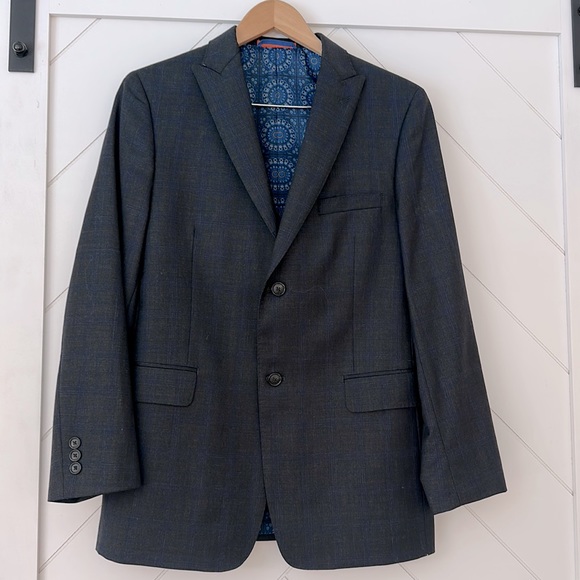 Tallia suit. New! 100% Wool. Jacket size 18, pants size 14 - Picture 2 of 15